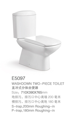 Ceramico annaffii le toilette in due pezzi fissate al muro con Seat prolungato