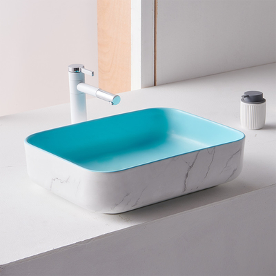Bacino sanitario degli articoli del controsoffitto