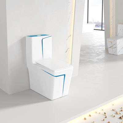Il WC Siphonic del quadrato arrossisce lo spruzzo sanitario di auto pulizia della sciacquone degli articoli