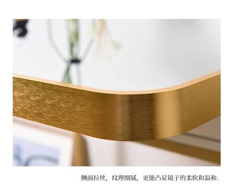 Metallo incorniciato di alluminio Matt Gold Color degli specchi del bagno di rettangolo LED