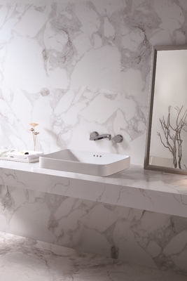 Mano bianca Art Wash Basin rettangolare del ripiano di colore ceramico del lavandino del bagno del bacino del piano d'appoggio