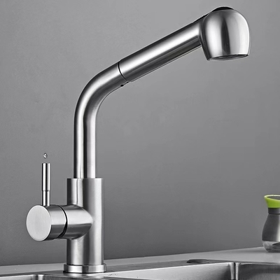 Il nero estrae il rubinetto sanitario degli articoli