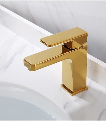 Singolo rubinetto lucidato del lavabo della maniglia del rubinetto sanitario d'ottone dorato degli articoli